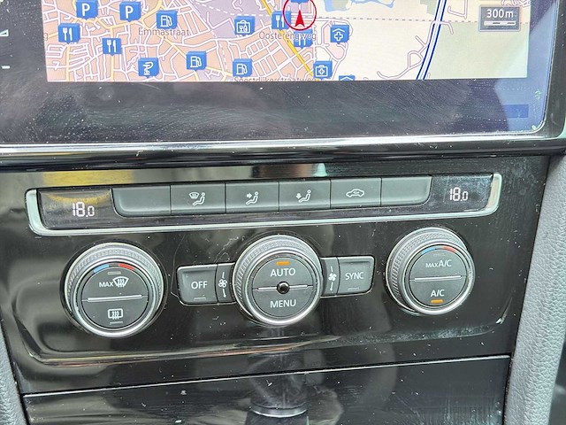 Volkswagen golf 1.0 tsi highline | pl-448-g i - afbeelding 14 van  27