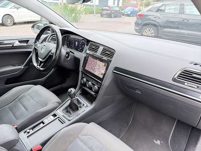 Volkswagen golf 1.0 tsi highline | pl-448-g i - afbeelding 20 van  27