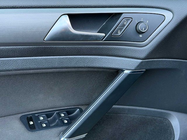 Volkswagen golf 1.2 tsi highline | l-178-sk i - afbeelding 12 van  12