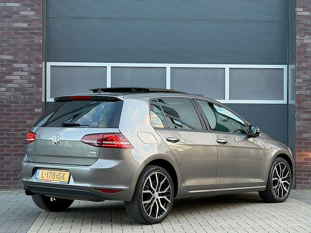 Volkswagen golf 1.2 tsi highline | l-178-sk i - afbeelding 1 van  12