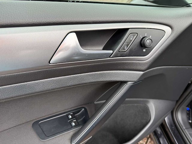 Volkswagen golf 1.2 tsi highline, p-199-hd - afbeelding 11 van  25