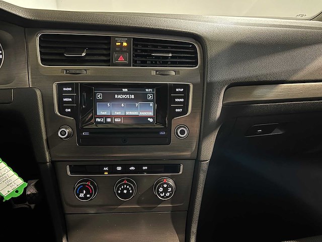 Volkswagen golf 1.2 tsi highline, sn-677-f - afbeelding 8 van  18