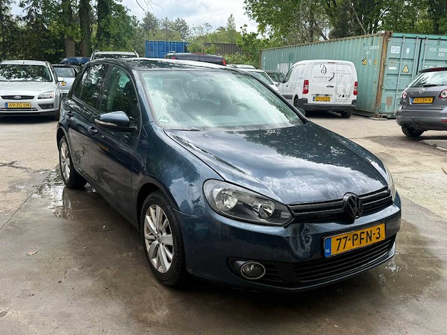 Volkswagen golf 1.2 tsi tour ii bluemotion, 77-pfn-3 - afbeelding 1 van  11