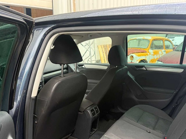 Volkswagen golf 1.2 tsi tour ii bluemotion, 77-pfn-3 - afbeelding 8 van  11