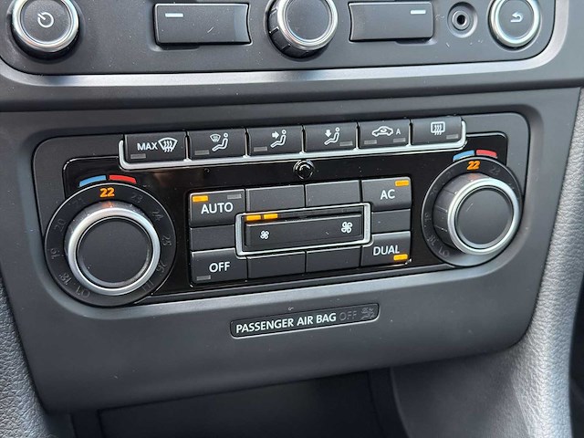 Volkswagen golf 1.2 tsi tr. ed.bluem | 49-xnf-3 i - afbeelding 10 van  19