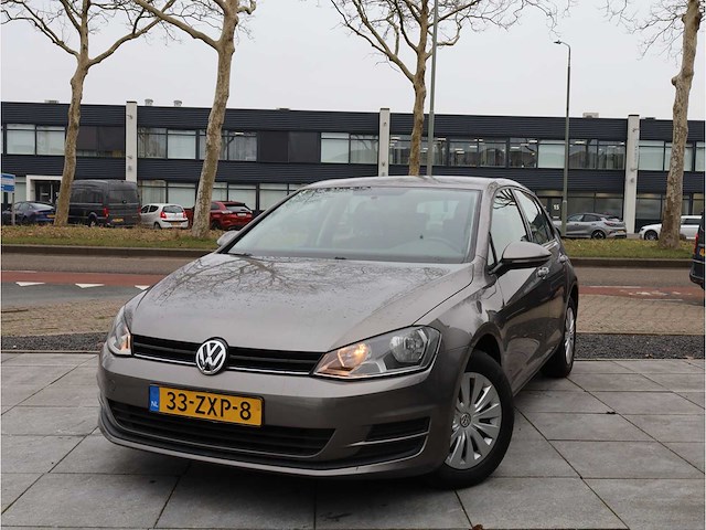 Volkswagen golf 1.2 tsi trendline 2013, 33-zxp-8 - afbeelding 1 van  26
