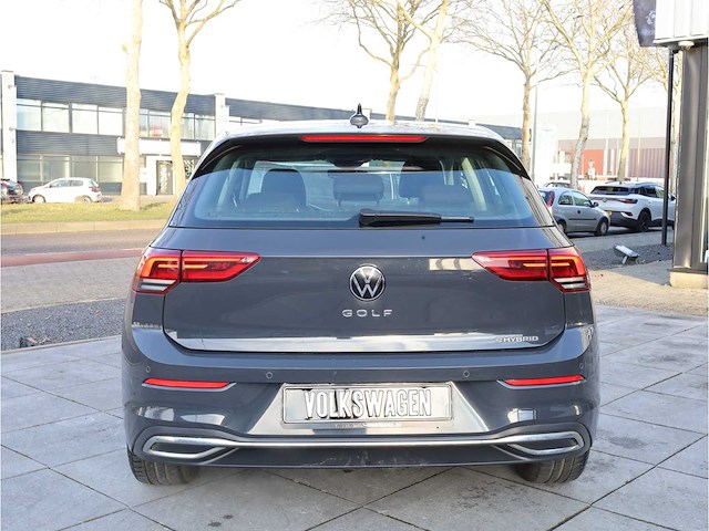 Volkswagen golf 1.4 ehybrid phev 204pk automaat 2021 - afbeelding 28 van  33