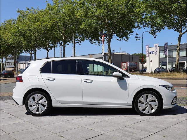 Volkswagen golf 1.4 ehybrid phev 204pk automaat 2021 - afbeelding 28 van  29