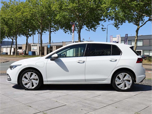 Volkswagen golf 1.4 ehybrid phev 204pk automaat 2021 - afbeelding 10 van  30