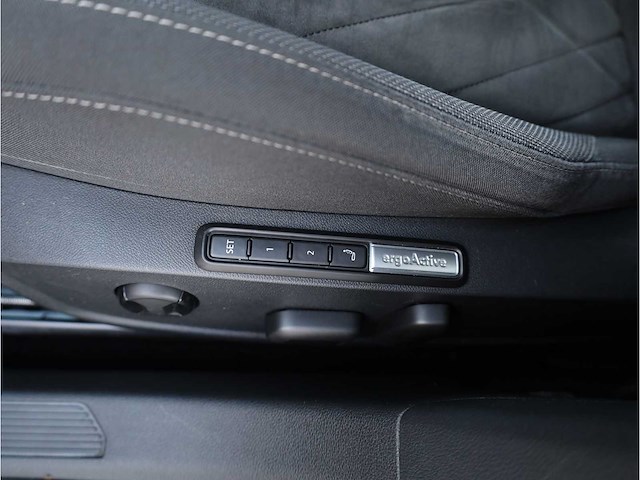 Volkswagen golf 1.4 ehybrid phev 204pk automaat 2022 - afbeelding 24 van  35