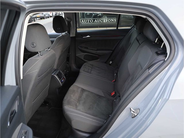 Volkswagen golf 1.4 ehybrid phev 204pk automaat 2022 - afbeelding 29 van  35