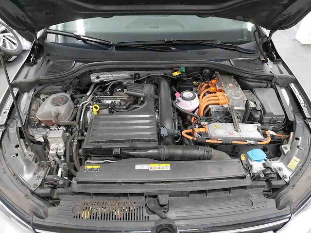 Volkswagen golf 1.4 ehybrid phev 204pk automaat 2022 - afbeelding 3 van  17