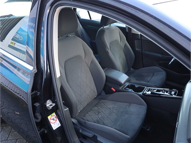 Volkswagen golf 1.4 ehybrid phev 204pk automaat 2022 - afbeelding 13 van  23