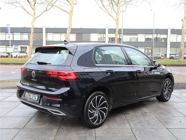Volkswagen golf 1.4 ehybrid phev 204pk automaat 2023 - afbeelding 28 van  32