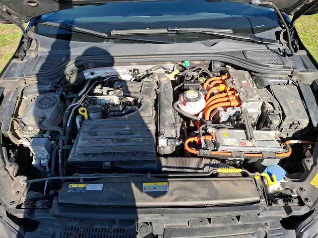 Volkswagen golf 1.4 ehybrid phev 204pk automaat 2023 - afbeelding 13 van  17