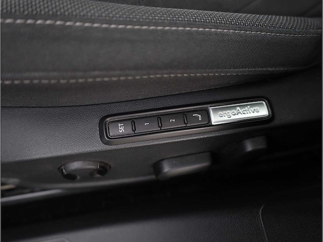 Volkswagen golf 1.4 ehybrid phev 204pk automaat 2023 - afbeelding 16 van  32