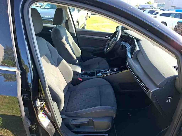 Volkswagen golf 1.4 ehybrid phev 204pk automaat 2023 - afbeelding 13 van  17