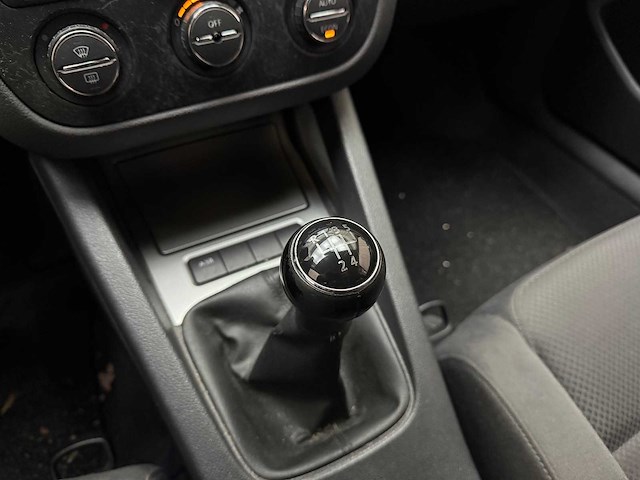 Volkswagen golf 1.4 fsi sportline 2004 - afbeelding 13 van  22