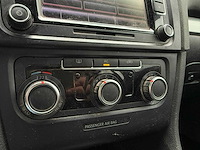 Volkswagen golf 1.4 trendline, r-627-ln - afbeelding 4 van  17