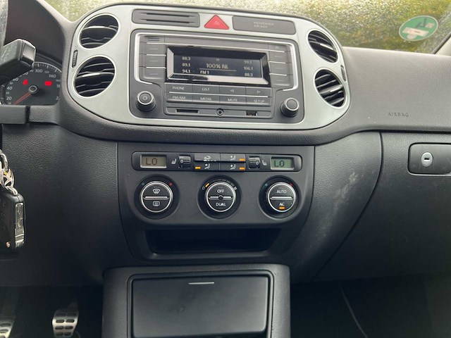 Volkswagen golf 1.4 tsi cross | h-444-fl - afbeelding 17 van  34
