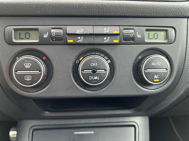 Volkswagen golf 1.4 tsi cross | h-444-fl - afbeelding 18 van  34