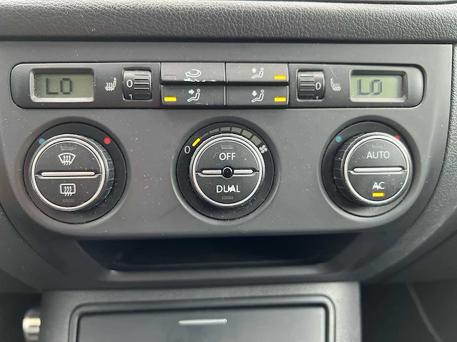 Volkswagen golf 1.4 tsi cross | h-444-fl - afbeelding 15 van  34