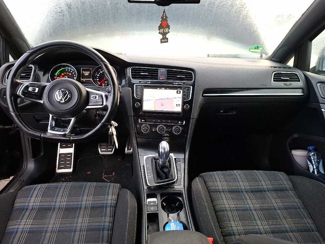 Volkswagen golf 1.4 tsi gte , hr-352-r - afbeelding 1 van  3