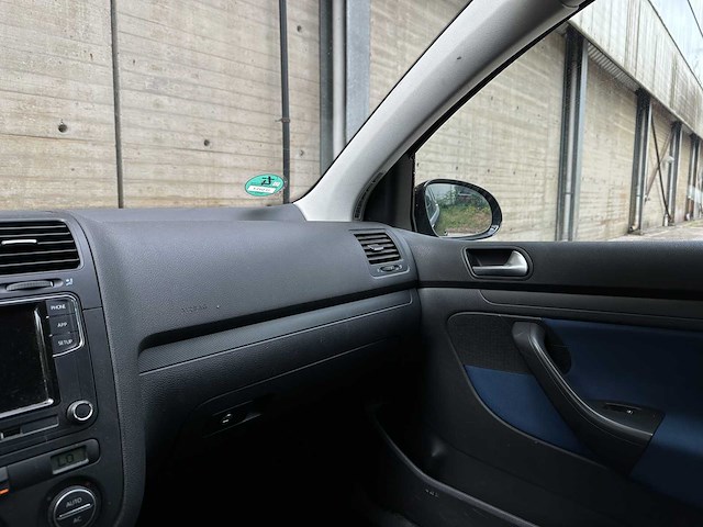 Volkswagen golf 1.4 tsi trendline 122pk 2008 (origineel-nl) automaat, 12-gvs-4 - afbeelding 30 van  53