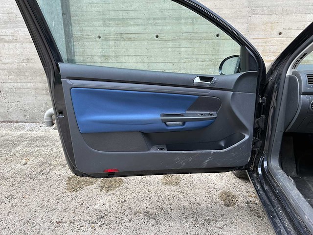 Volkswagen golf 1.4 tsi trendline 122pk 2008 (origineel-nl) automaat, 12-gvs-4 - afbeelding 31 van  53