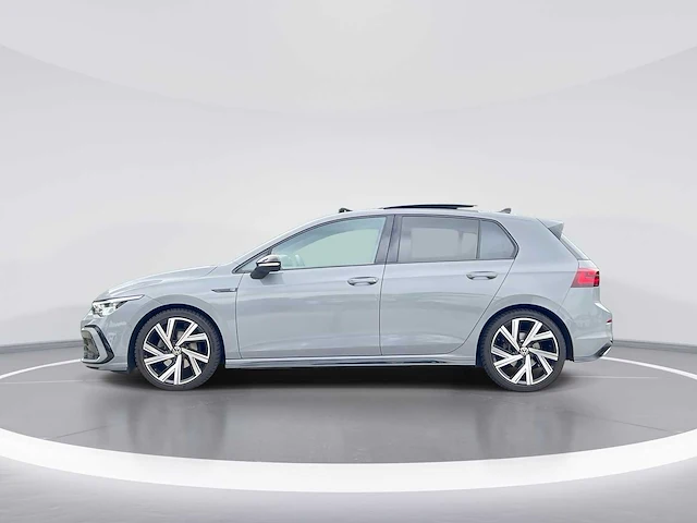 Volkswagen golf 1.5 etsi r-line | l-848-jb - afbeelding 9 van  33