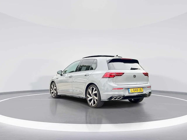 Volkswagen golf 1.5 etsi r-line | l-848-jb - afbeelding 30 van  33