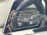 Volkswagen golf 1.5 etsi r-line | l-848-jb - afbeelding 19 van  45