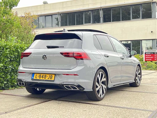 Volkswagen golf 1.5 etsi r-line | l-848-jb - afbeelding 12 van  46