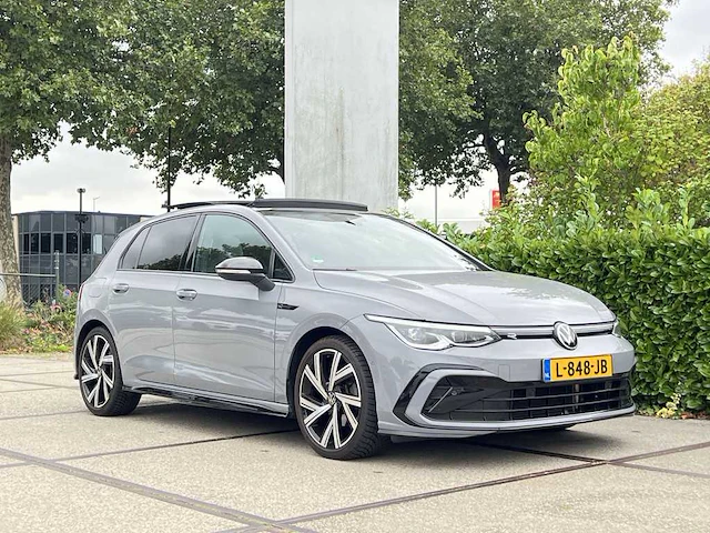 Volkswagen golf 1.5 etsi r-line | l-848-jb - afbeelding 43 van  46