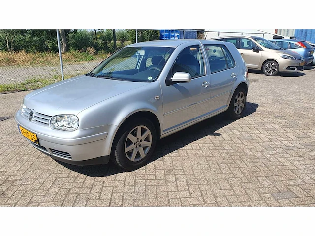Volkswagen golf 1.6 16v ocean, 63-np-bs - afbeelding 1 van  12