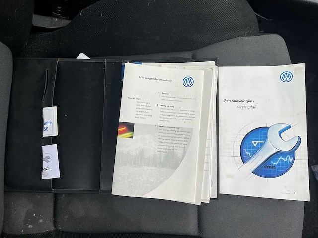 Volkswagen golf 1.6-16v trendline 2001 | 83-gx-vl - afbeelding 25 van  25
