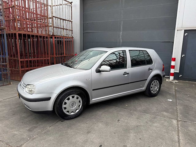 Volkswagen golf 1.6 automaat 63-st-tk - afbeelding 2 van  20