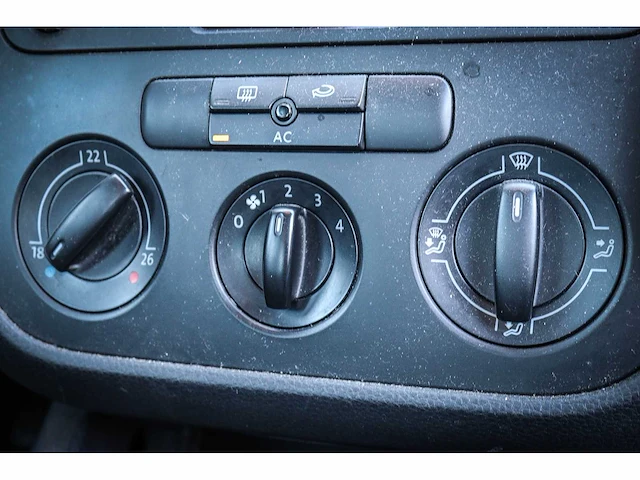 Volkswagen golf 1.6 fsi optive 3, 58-xh-sl - afbeelding 2 van  17
