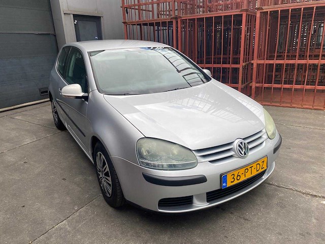 Volkswagen golf 1.6 fsi trendline 36-pt-dz - afbeelding 8 van  15