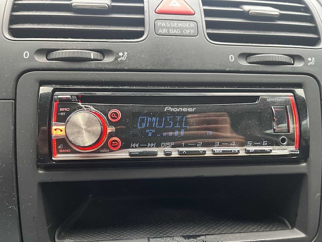Volkswagen golf 1.6 fsi turijn 2006 | 47-sh-jb - afbeelding 4 van  19