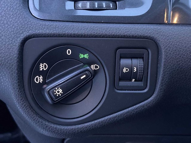 Volkswagen golf 1.6 tdi trendline 2017 | pd-064-k i - afbeelding 2 van  30