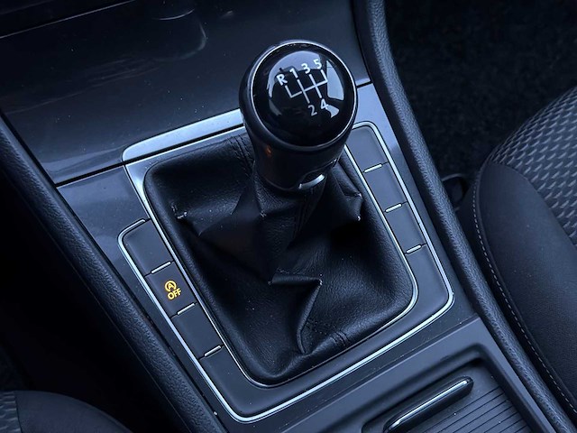 Volkswagen golf 1.6 tdi trendline 2017 | pd-064-k i - afbeelding 14 van  30