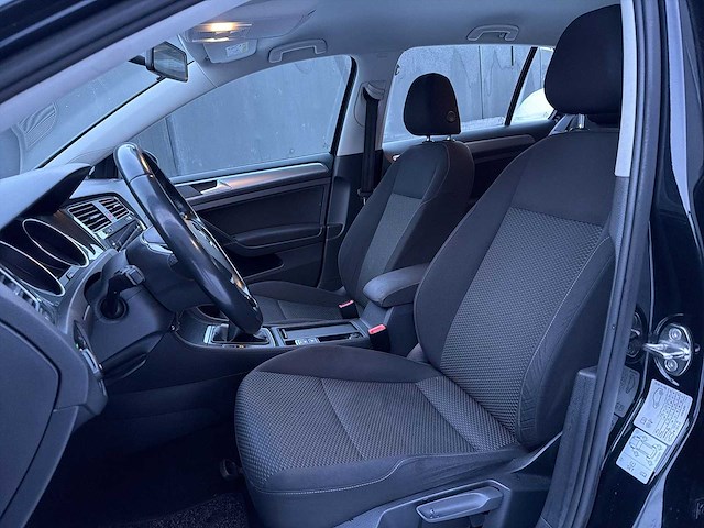 Volkswagen golf 1.6 tdi trendline 2017 | pd-064-k i - afbeelding 25 van  30
