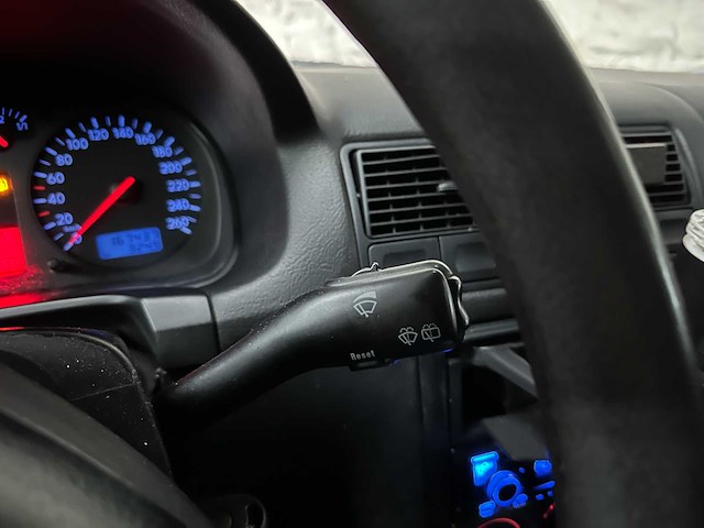 Volkswagen golf 1.6 trendline 101pk 2001 automaat, 23-hp-fx - afbeelding 14 van  42