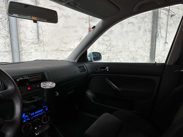 Volkswagen golf 1.6 trendline 101pk 2001 automaat, 23-hp-fx - afbeelding 18 van  42