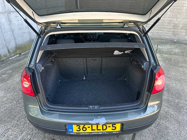 Volkswagen golf 1.6 turijn 102pk 2004, 36-lld-5 - afbeelding 30 van  36