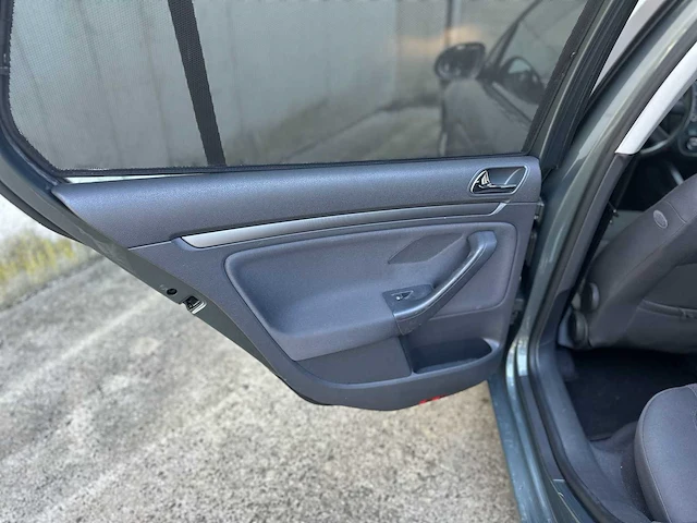 Volkswagen golf 1.6 turijn 102pk 2004, 36-lld-5 - afbeelding 19 van  35