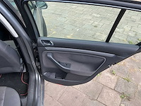 Volkswagen golf 1.9 tdi optive 25-xf-kg