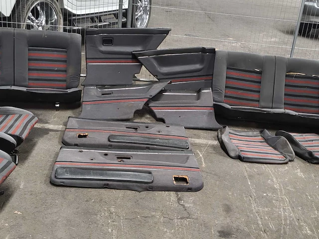 Volkswagen golf 2 gti interieur - afbeelding 9 van  9