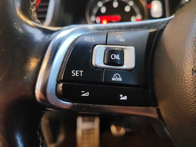 Volkswagen golf 2.0 tdi gtd; pn-004-z - afbeelding 2 van  16